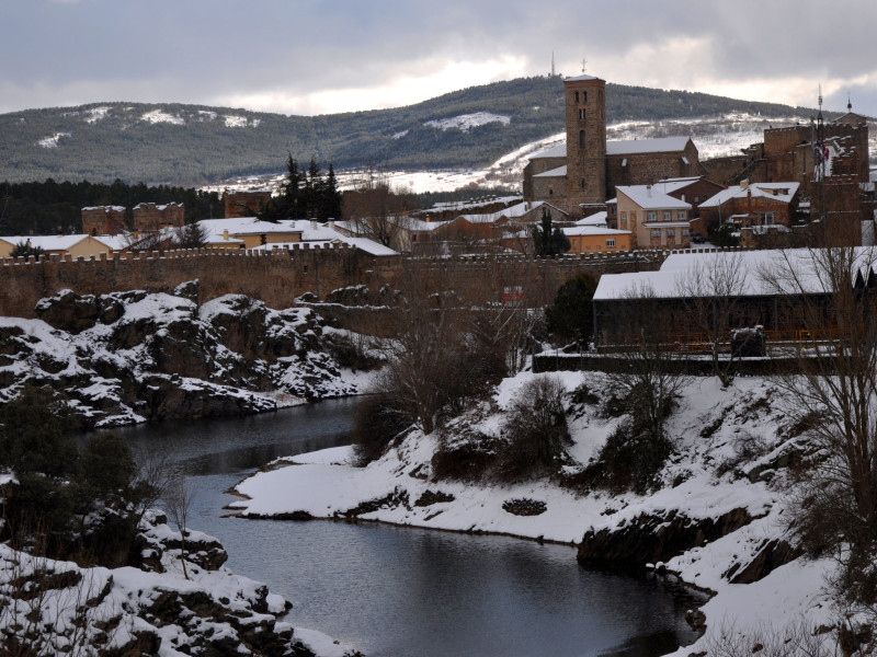 El castillo y las murallas de Buitrago de Lozoya