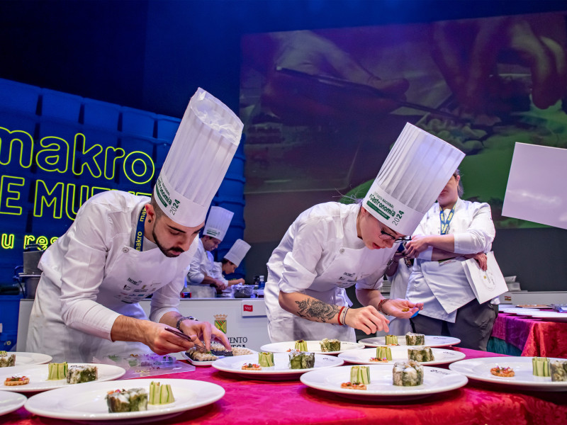 Víctor y Andrea, cocineros de Valladolid en el Campeonato Nacional de Cocina