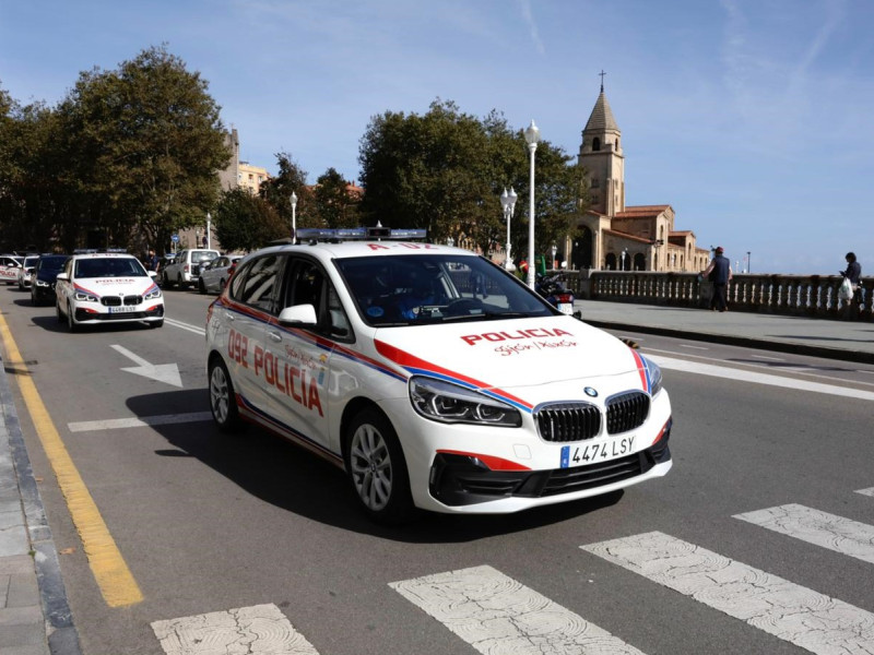 Coche de la Policía Local de Gijón