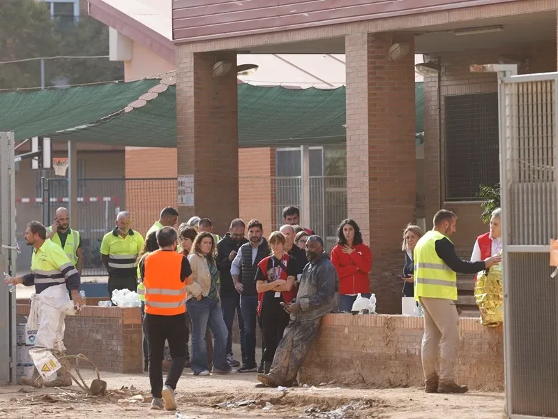 DERRUMBE COLEGIO MASSANASSA