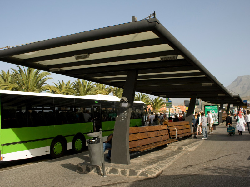 Estación de autobuses local TITSA, Tenerife, Islas Canarias