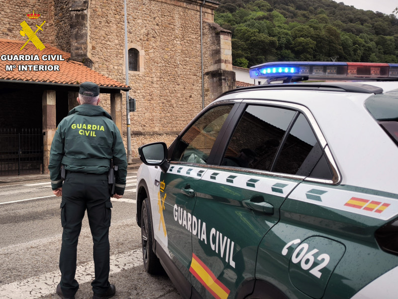 Patrulla de la Guardia Civil.