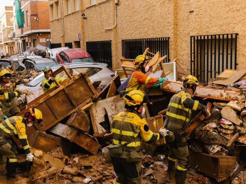 Atrás quedan imágenes como estas de los primeros días de la tragedia.