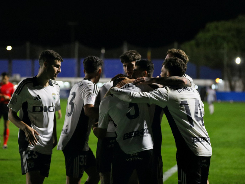 Partido de la primera eliminatoria de la Copa del Rey entre el CD Móstoles y el Burgos CF