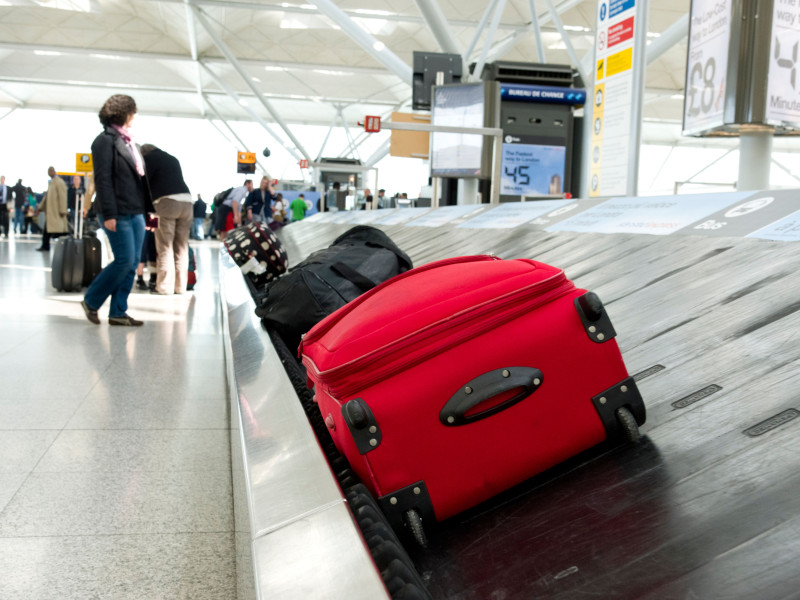 Equipaje en las cintas del aeropuerto de Londres