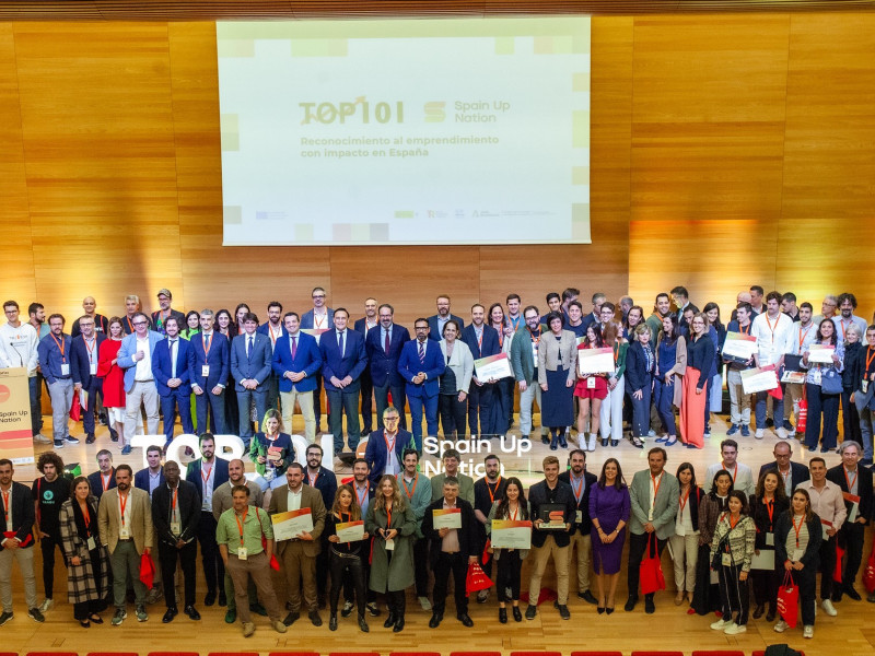 Foto de familia de las empresas incluidas en el TOP 101 Spain Up Nation del Ministerio de Industria