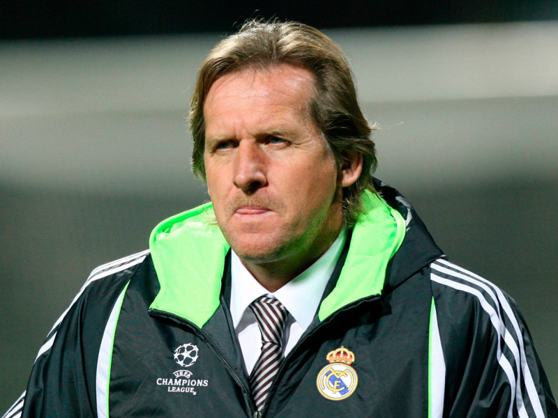 Bernd Schuster, durante su época como entrenador del Real Madrid