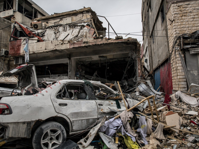 Destrucción en la ciudad de Tiro, en el sur del Líbano, que ha sido bombardeada por ataques aéreos israelíes