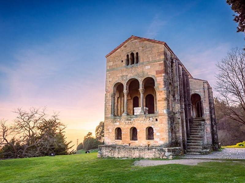 Santa María del Naranco, Oviedo