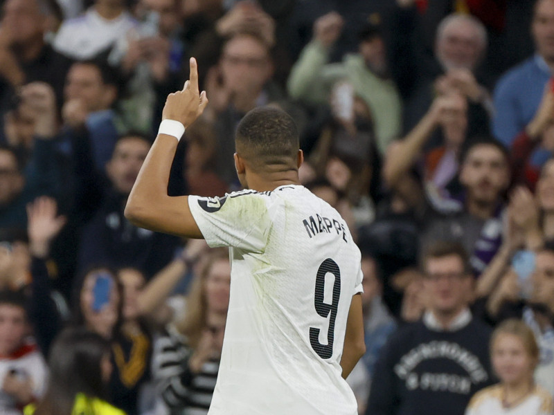 Kylian Mbappé celebra tras marcar el segundo gol de su equipo