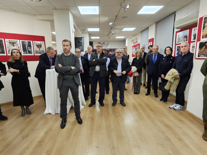 Entregados los premios del concurso de fotografía sobre la Semana Santa de COPE Jaén y el Colegio de Gestores Administrativos