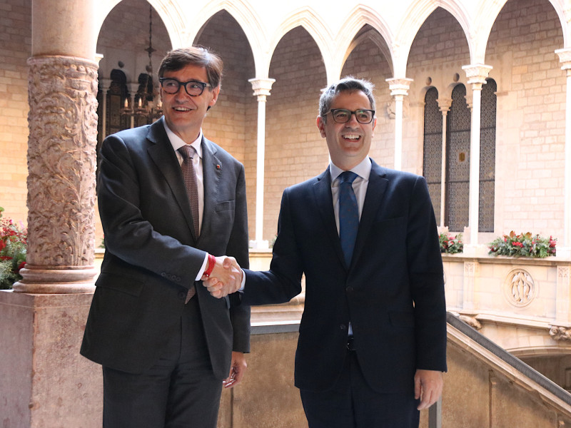 Encuentro de Illa y Bolaños en la Generalitat de Catalunya