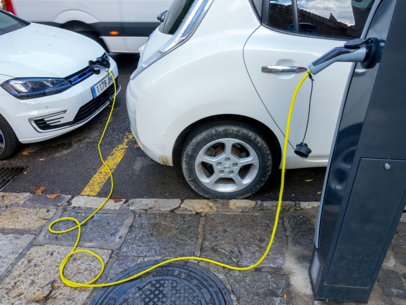 Cargador de coche eléctrico VW, suministro de energía enchufable, estación de carga de Palma de Mallorca, España