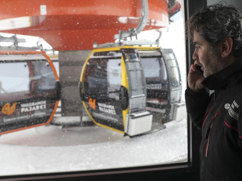 El director de la estación invernal de Valgrande-Pajares, Javier Martínez