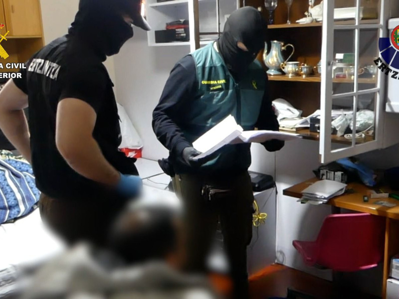 Guardia Civil y Ertzaintza