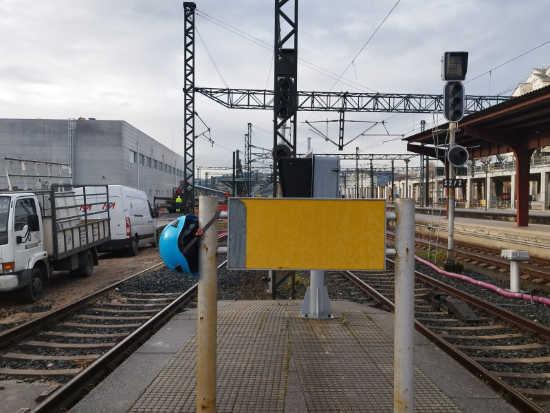 Obras en la estación de tren de A Coruña. Al fondo, la terminal provisional