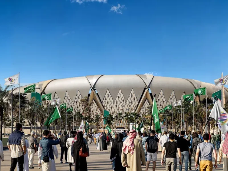 El equipo de Benzema juega los partidos en este estadio.