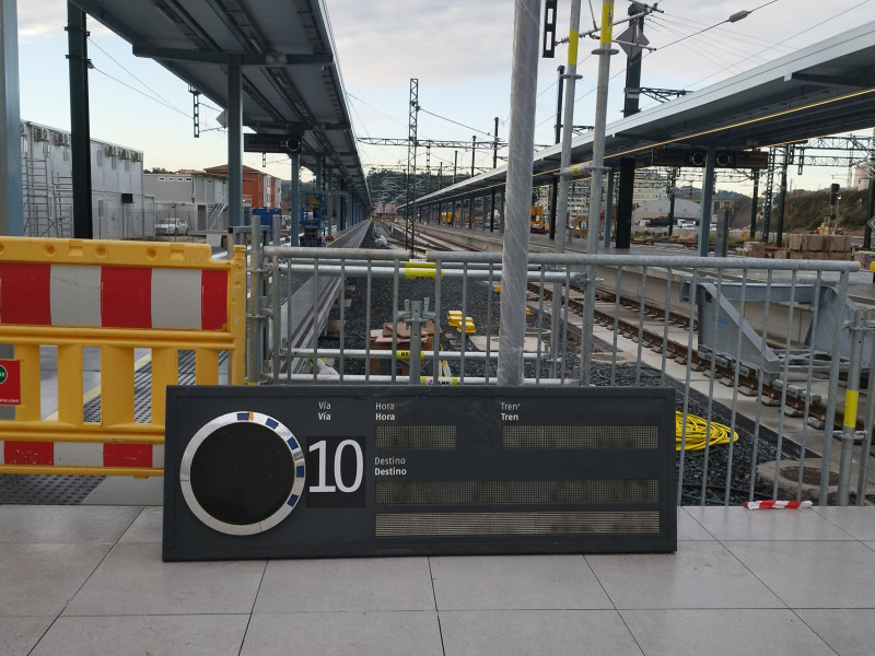 Últimos retoques en la estación provisional de A Coruña