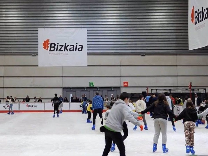 Pista de hielo en el PIN