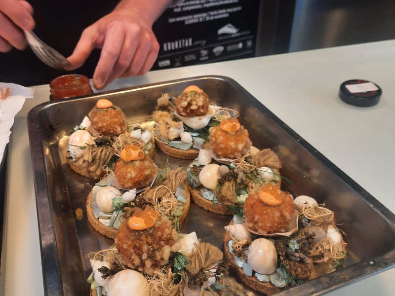 Croquetas preparadas para concursar