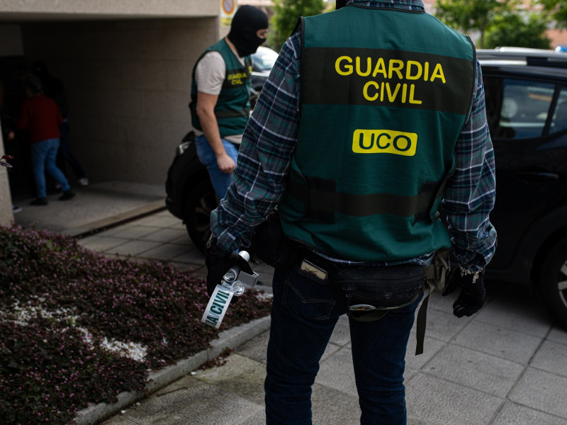 Imágenes de archivo de agentes de la UCO de la Guardia Civil