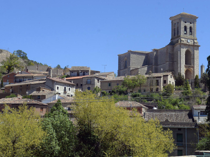 ¿Deberían cobrar los alcaldes de los pequeños pueblos de España? Burgos abre el violento debate que pondría fin a gobernar “por amor al arte”
