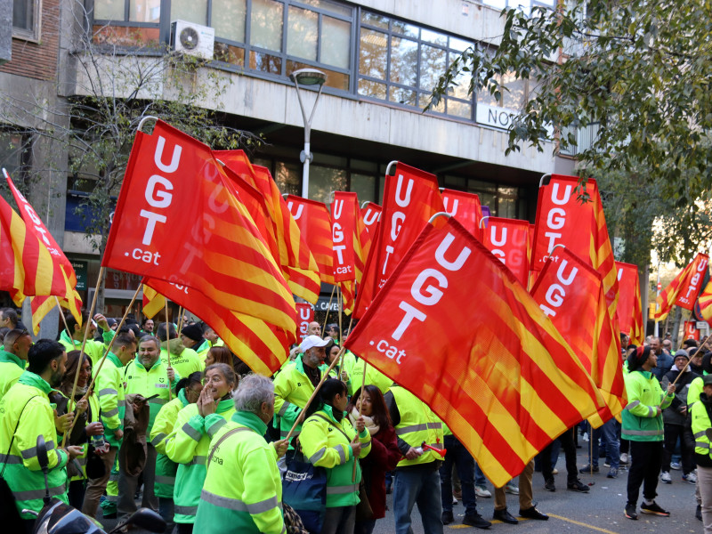 Los trabajadores reclaman una actualización salarial