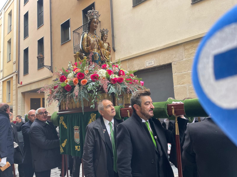 Comienzo de la procesión en honor a la Virgen de la Esperanza