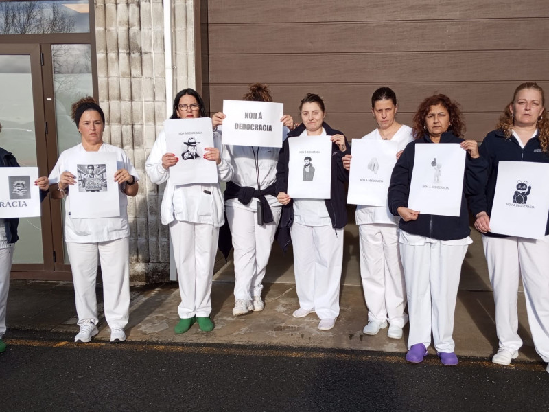 Las trabajadoras de la lavandería, en el Hospital Naval, también pararon