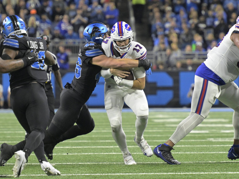 Josh Allen, quarterback de los Buffalo Bills, durante un partido de la NFL