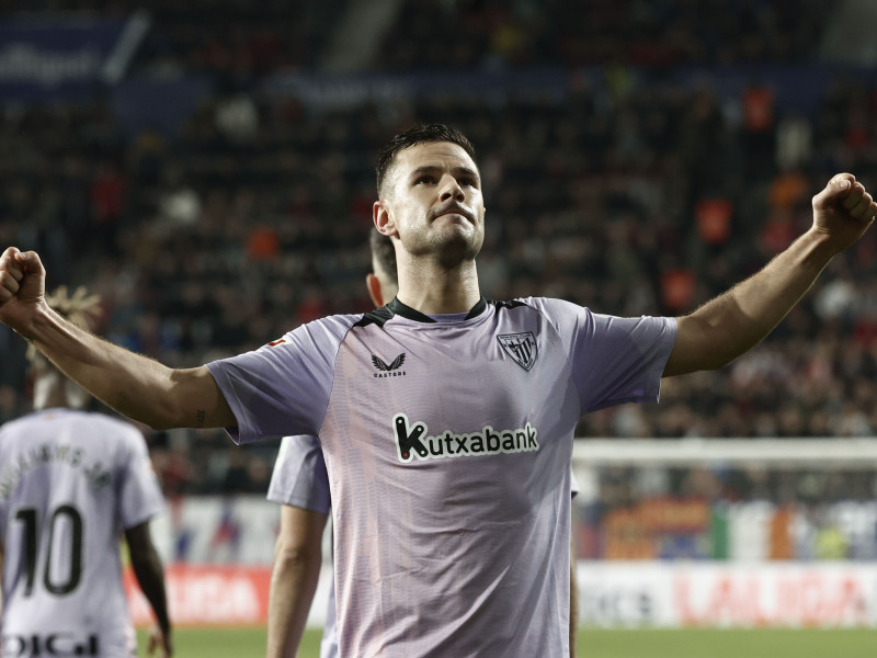 Guruzeta celebra su gol, primero del equipo vasco