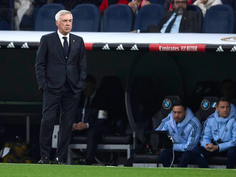 Carlo Ancelotti, en el banquillo del Real Madrid en el Santiago Bernabéu