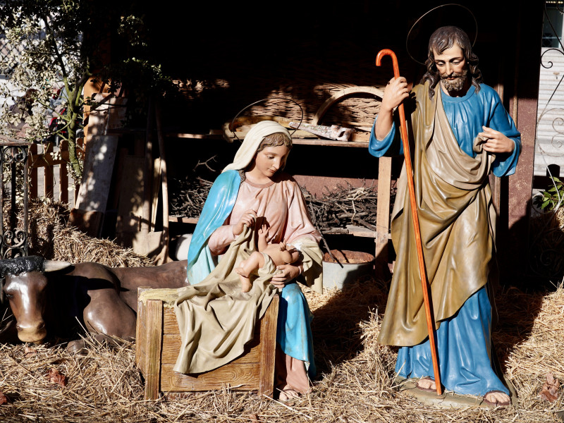 Decapitan la figura del niño Jesús del Belén