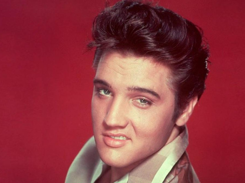 Elvis, considerado el rey del rock