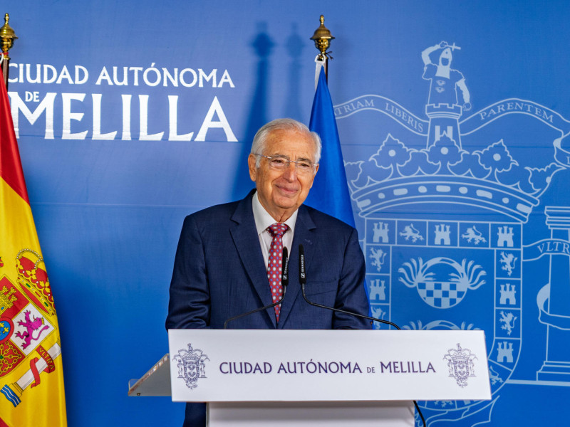 El presidente de Melilla, Juan José Imbroda, durante una rueda de prensa convocada este viernes en Melilla