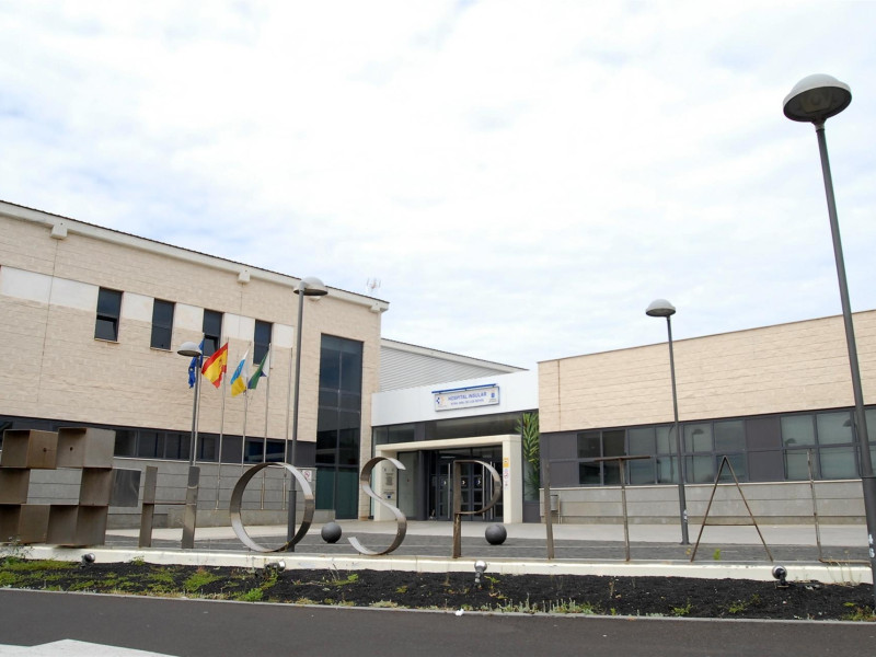 La entrada al Hospital Nuestra Señora de los Reyes, en El Hierro