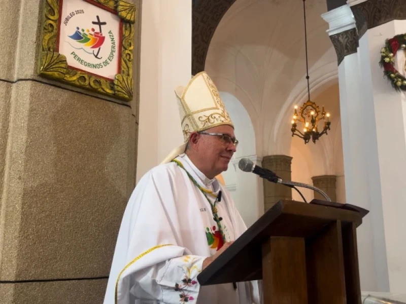 Mons. Raúl Biord durante su homilía en la misa de inauguración del Año Jubilar 2025 en Caracas