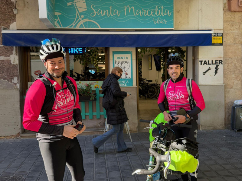 Adrián y Javier, en tándem de Valencia a Palencia