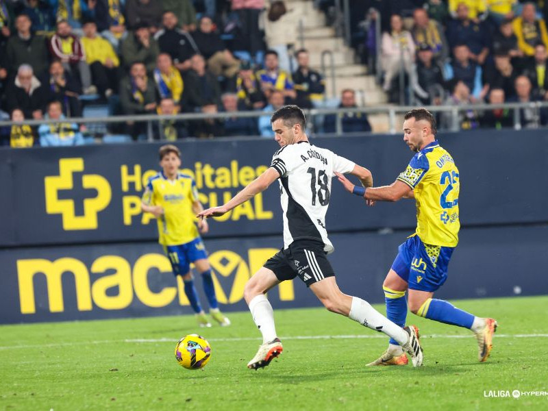 Aitor Córdoba, en el último partido del Burgos CF en Cádiz