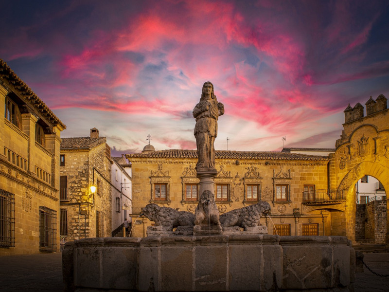 El legado cultural y patrimonial de Úbeda y Baeza brillarán de manera especial en el pabellón de Andalucía en Fitur