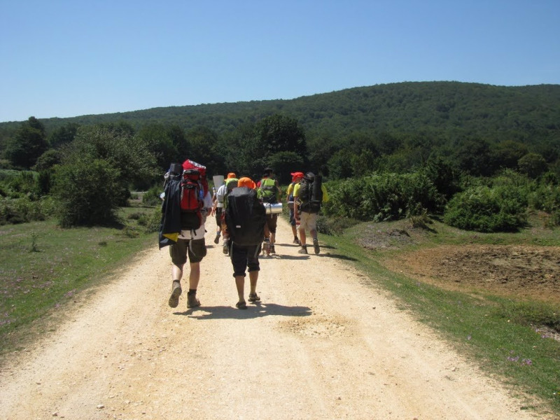 Peregrinos recorriendo el Camino Ignaciano La Compañía de Jesús impulsa el proyecto de Camino Ignaciano que recorre en 27 etapas los 650 kilómetros entre Azpeitia (Gipuzkoa) y Manresa que recorrió San Ignacio de Loiola en 1522.POLITICA AUTONOMÍAS CULTURA SOCIEDAD TURISMO URBANO GUIPÚZCOA PAÍS VASCO ESPAÑA EUROPACOMPAÑÍA DE JESÚS