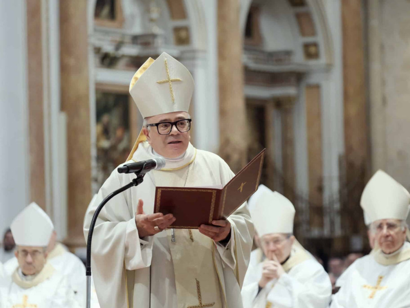 Mons. Arturo Javier García