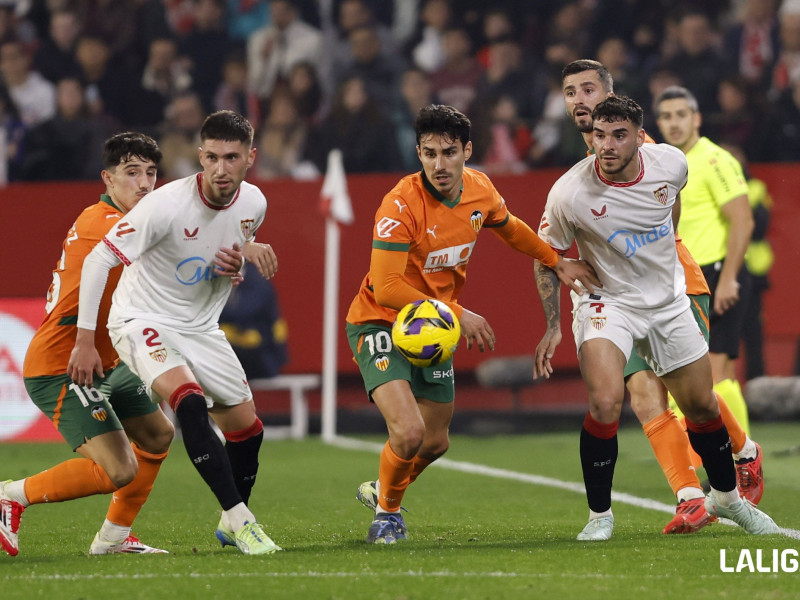 Almeida ha ganado protagonismo con Corberán