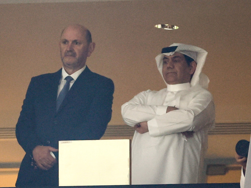 Rafael Louzán, presidente de la RFEF, en el estadio King Abdullah de Yeda, en Arabia Saudí