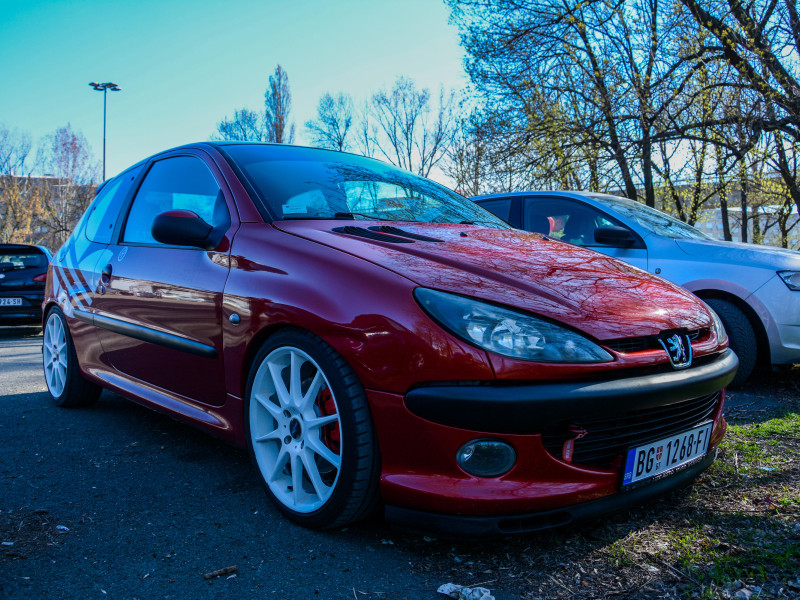 Peugeot 206