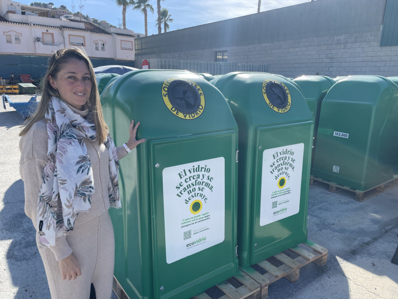 Con 20 contenedores de vidrio pequeño, se llegará a más barrios de Almuñécar