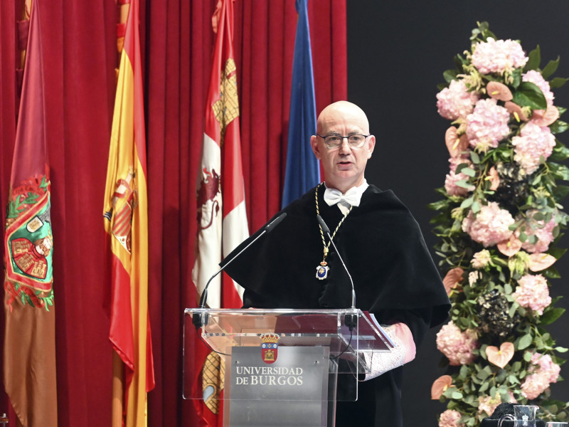 Acto de toma de posesión de José Miguel García como rector de la Universidad de Burgos