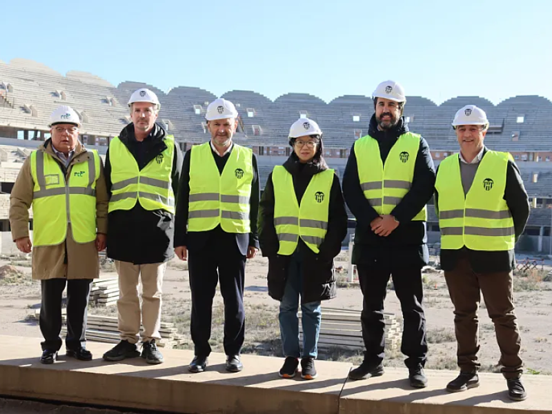 Visita de Louzán al Nou Mestalla