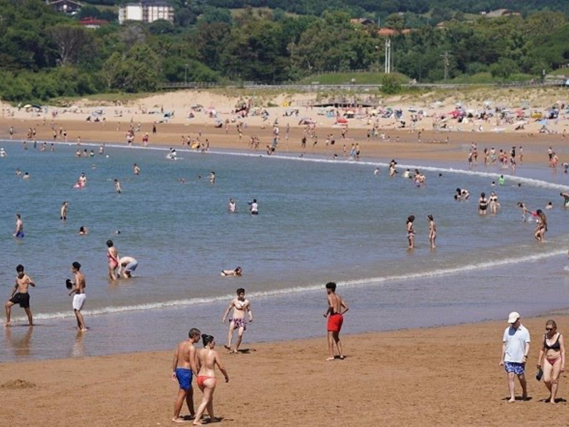 16/01/2025 Bizkaia recupera 42 kilos de juguetes olvidados o perdidos en las playas de Plentzia, Gorliz y Arriatera-Atxabiribil.Más de 42 kilos de juguetes olvidados o perdidos, así como de sus residuos, han sido recuperados en un proyecto piloto desarrollado por la Diputación Foral de Bizkaia en las playas de Plentzia, Gorliz y Arriatera-Atxabiribil, en Sopela. De ellos, "un alto porcentaje" de ellos es reutilizable y han sido entregados a Koopera, según ha informado la portavoz foral, Leixuri Arrizabalaga.POLITICA Playa en Bizkaia