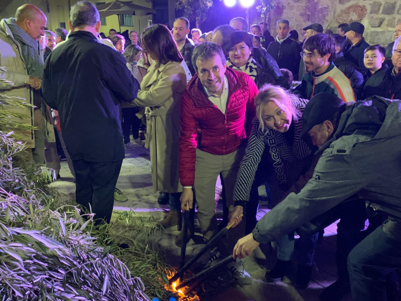 San Antón 2025 enciende la tradición con música, deporte, danza y 35 hogueras